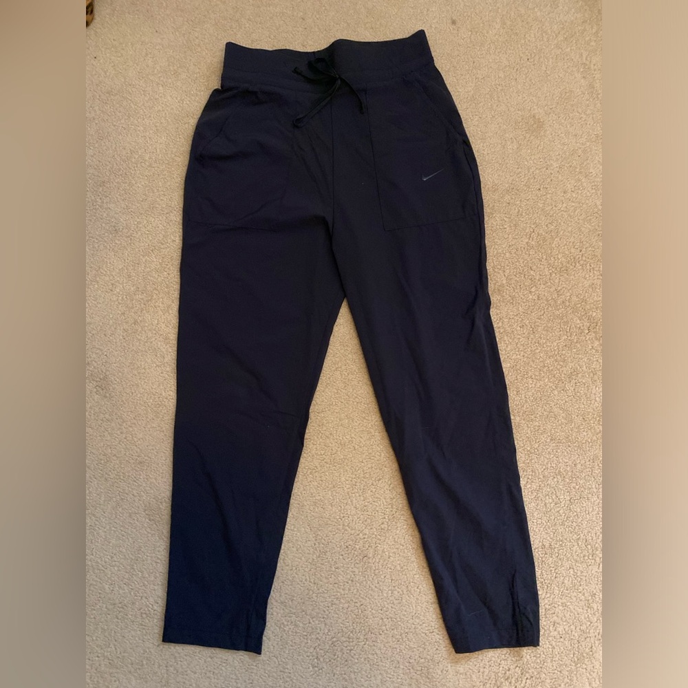Nike Black Cropped Joggers